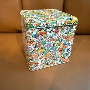 Floral Pattern Square Tin Box - Colorful Bouquet Design Made in England